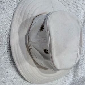 Tilley Hat Size 6 7/8
